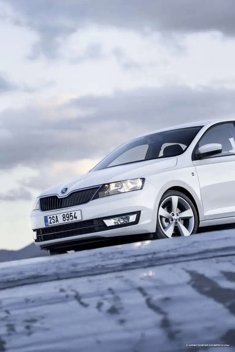 Skoda Rapid immagini ufficiali 2012 - 3