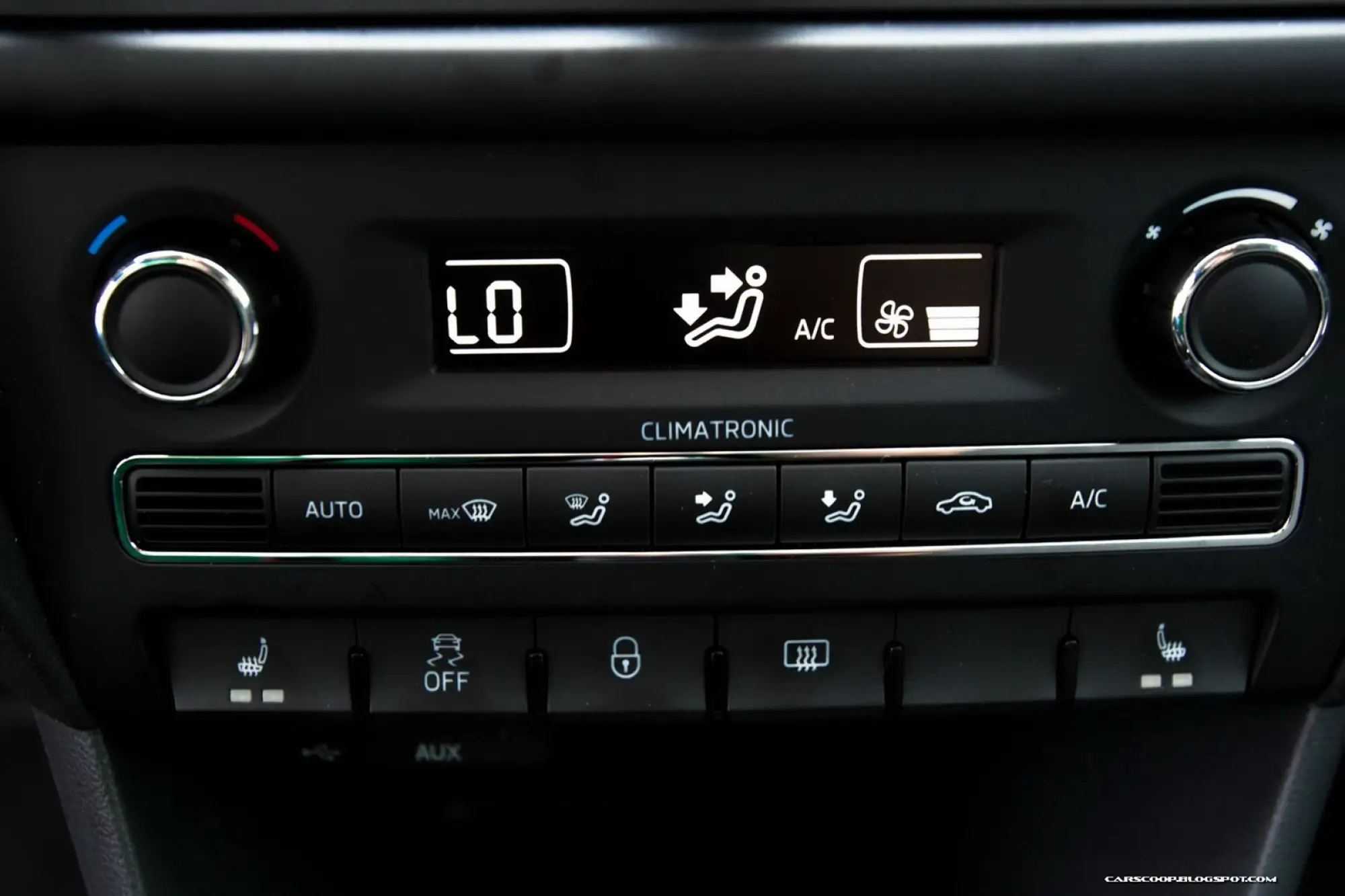 Skoda Rapid immagini ufficiali 2012 - 24