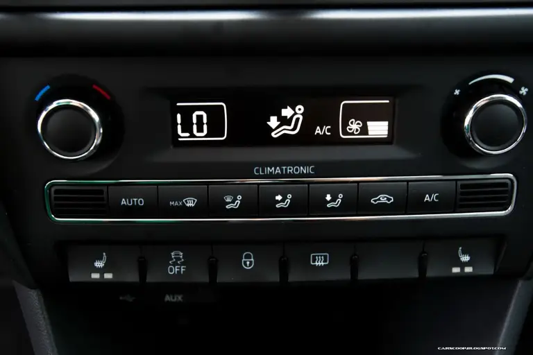 Skoda Rapid immagini ufficiali 2012 - 24
