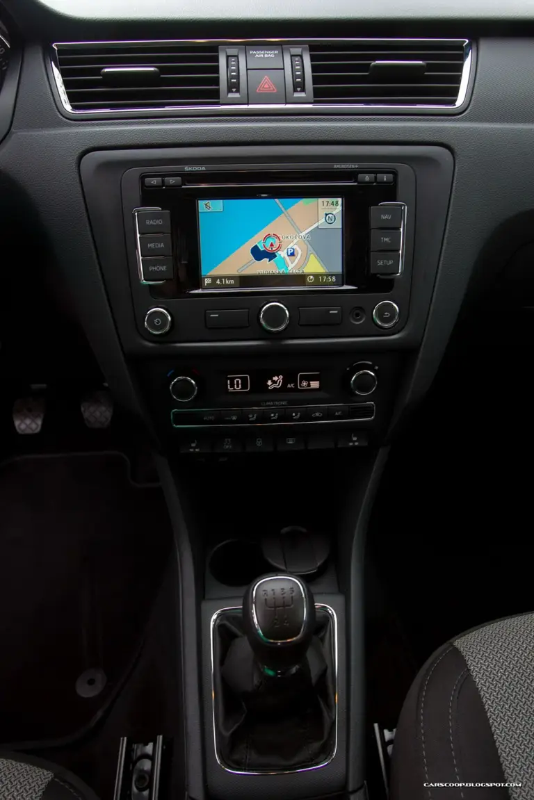 Skoda Rapid immagini ufficiali 2012 - 97