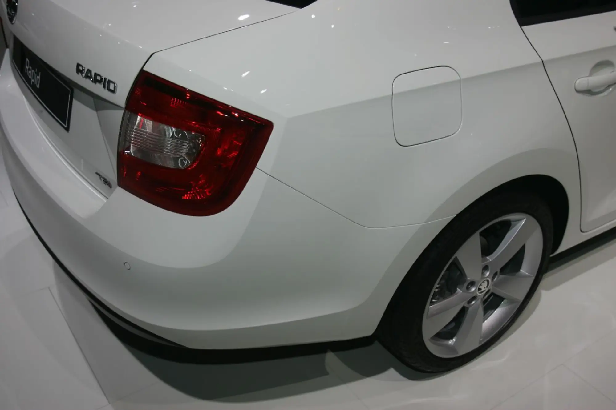 Skoda Rapid - Salone di Parigi 2012 - 9