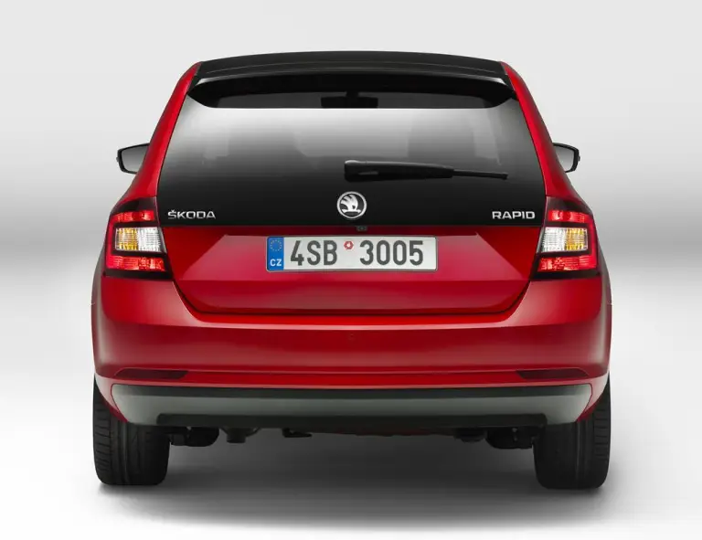 Skoda Rapid Spaceback MY 2017 - 17