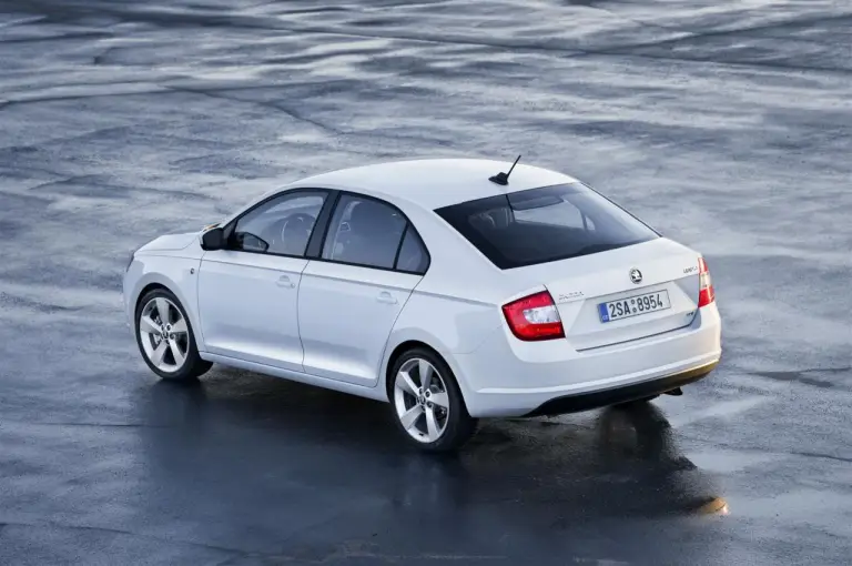 Skoda Rapid - 2