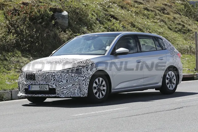 Skoda Scala 2023 - Foto Spia 03-06-2022 - 10