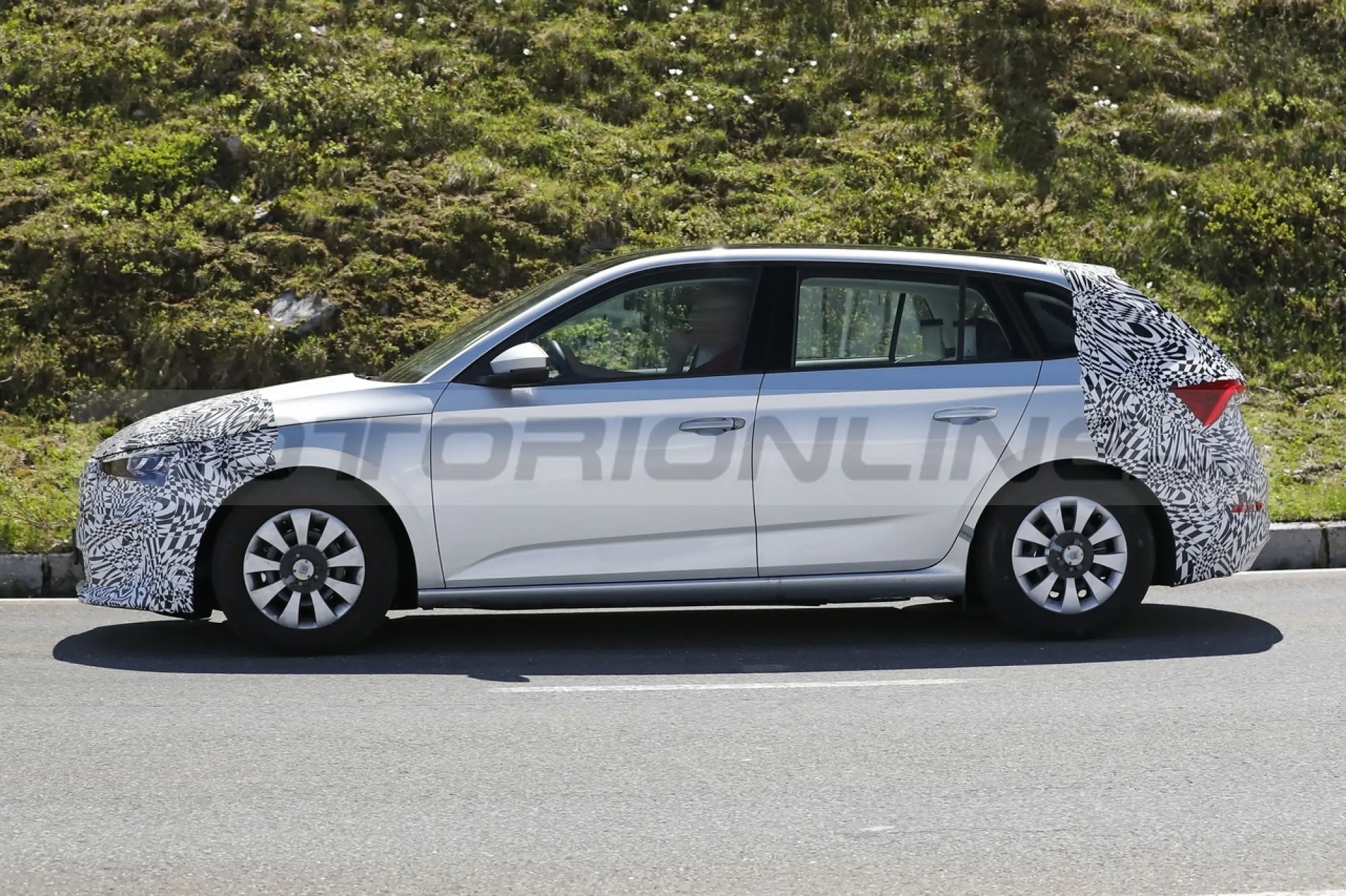 Skoda Scala 2023 - Foto Spia 03-06-2022 - 16