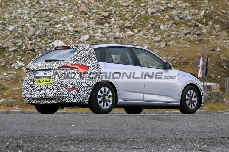 Skoda Scala facelift - Foto spia 6-10-2021 - 5