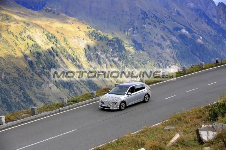 Skoda Scala facelift - Foto spia 6-10-2021 - 18