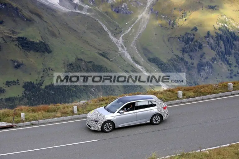 Skoda Scala facelift - Foto spia 6-10-2021 - 14