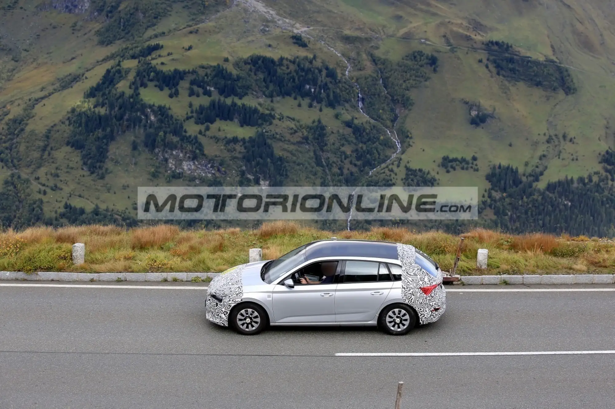Skoda Scala facelift - Foto spia 6-10-2021 - 19