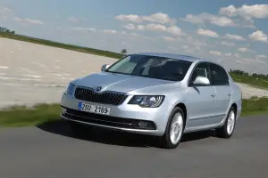 Skoda Superb 2013 - 42