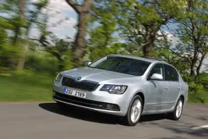 Skoda Superb 2013 - 26