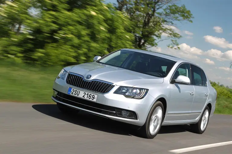 Skoda Superb 2013 - 27