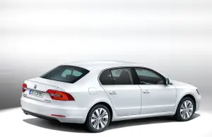 Skoda Superb 2014 - 1