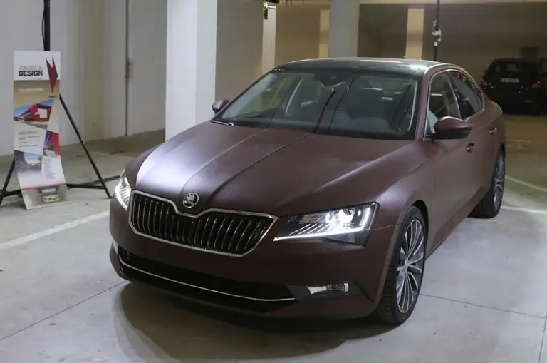 Skoda Superb 2015 rivestita in cuoio - 1
