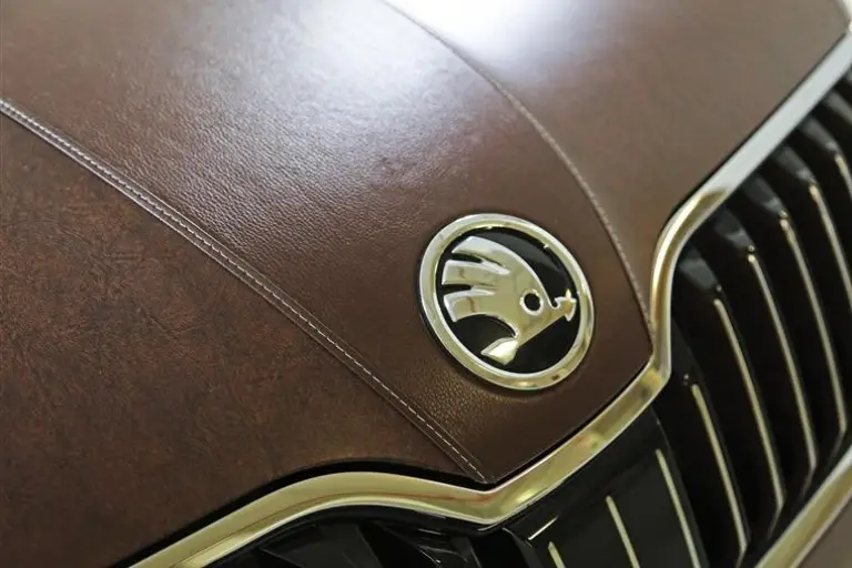 Skoda Superb 2015 rivestita in cuoio - 3