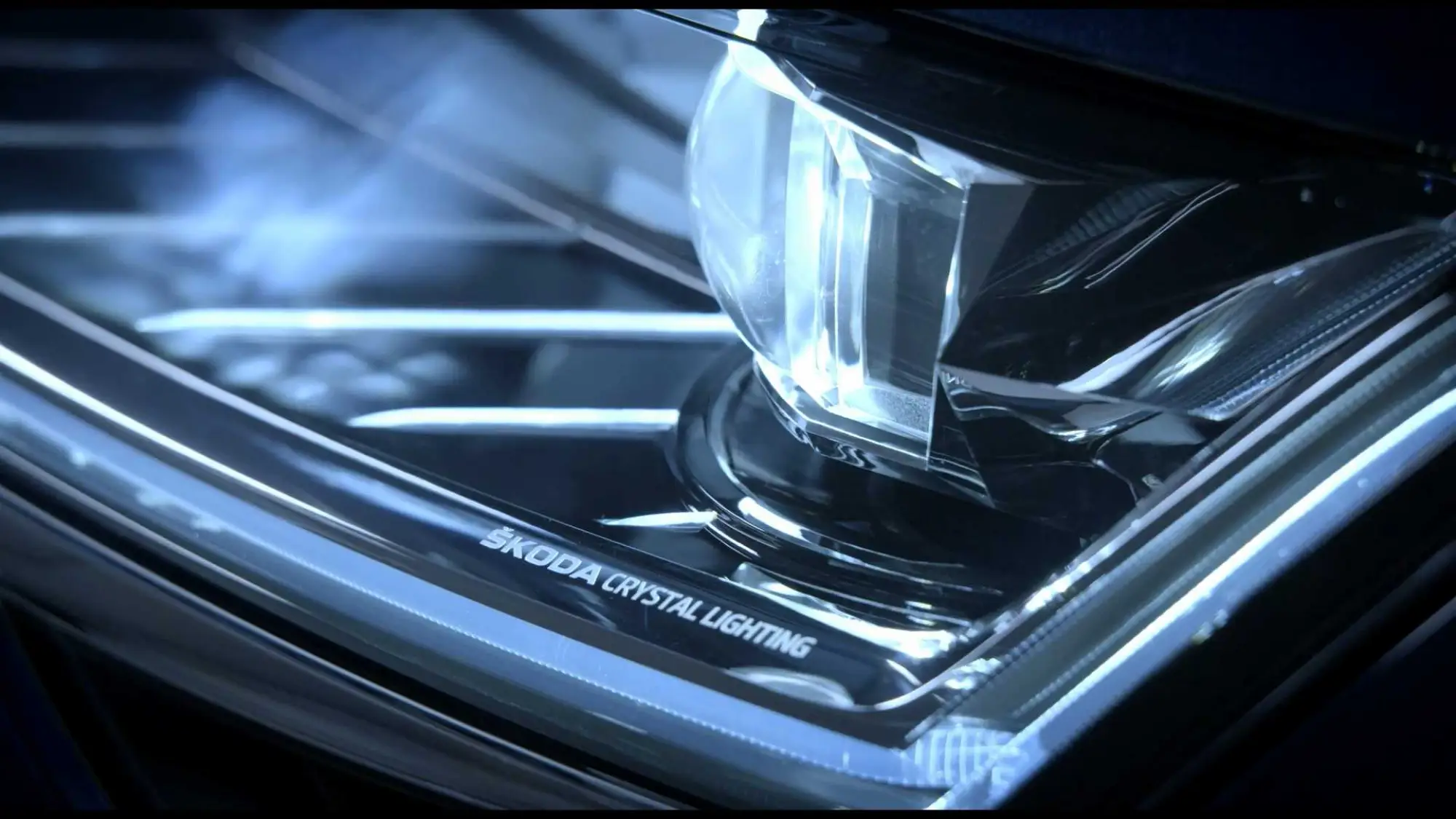 Skoda Superb 2019 - Teaser - 17