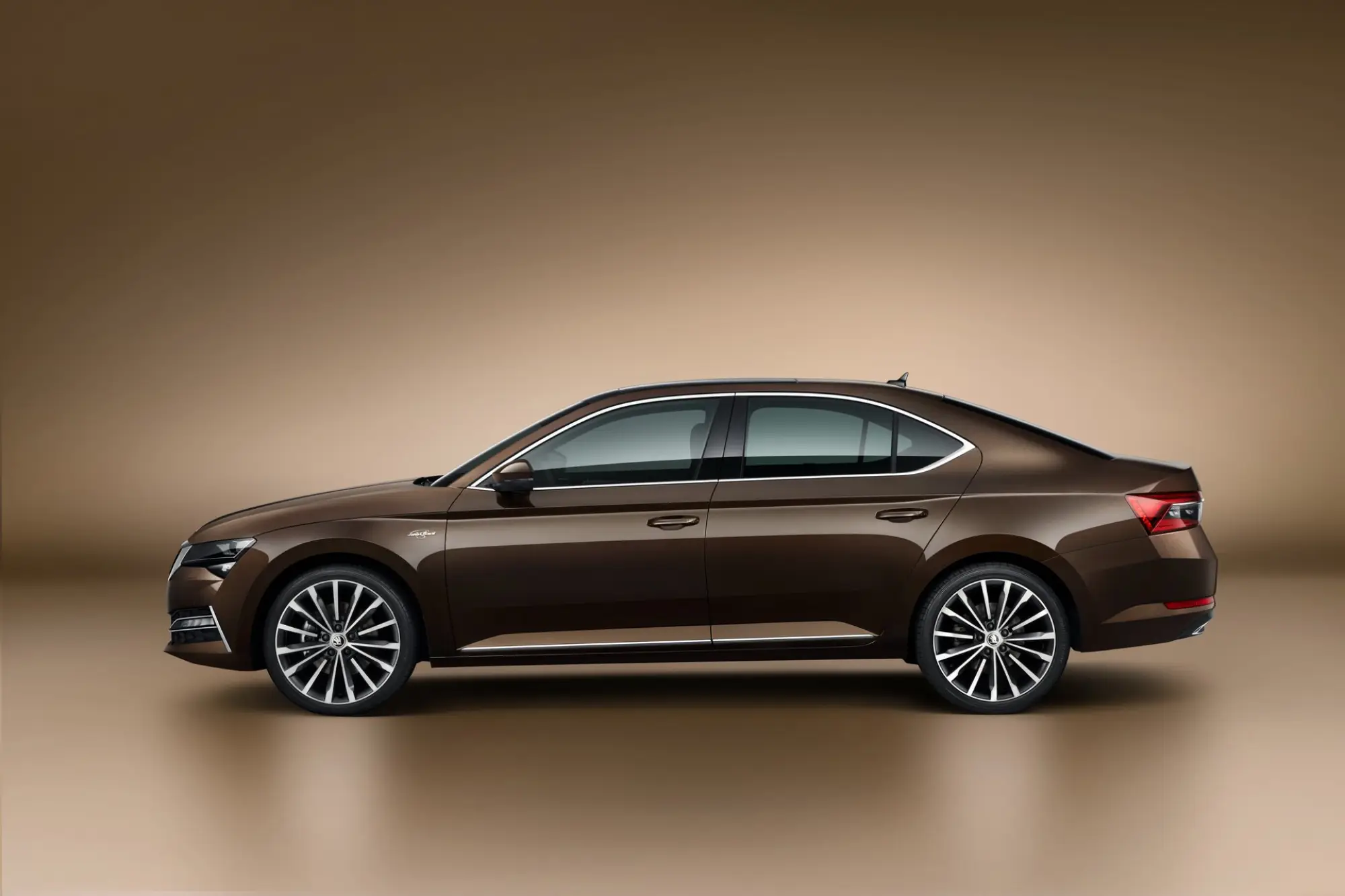 Skoda Superb 2019 - 12