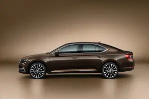 Skoda Superb 2019 - 12