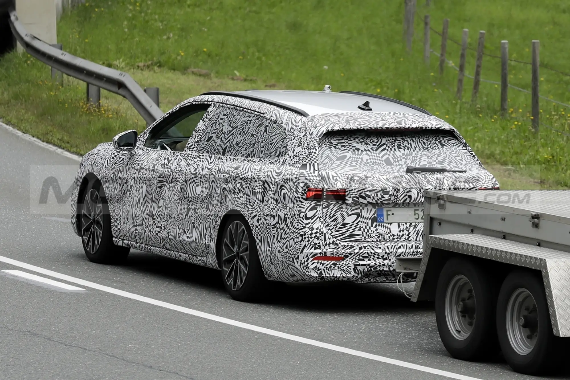 Skoda Superb 2023 - Foto Spia 19-09-2022 - 14
