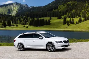 Skoda Superb Combi 2015 - Foto ufficiali