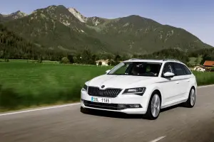 Skoda Superb Combi 2015 - Foto ufficiali