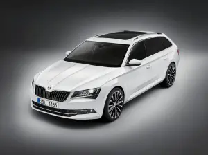 Skoda Superb Combi 2015
