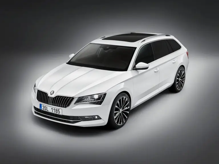 Skoda Superb Combi 2015 - 1