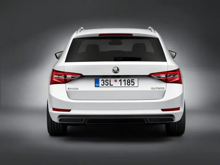 Skoda Superb Combi 2015 - 3