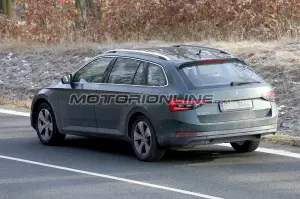 Skoda Superb MY 2020 foto spia 12 febbraio 2019 - 28