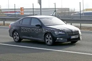 Skoda Superb MY 2020 foto spia 12 febbraio 2019 - 4