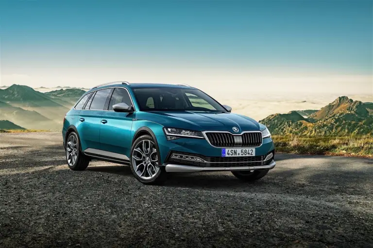 Skoda Superb Scout - Foto ufficiali - 12