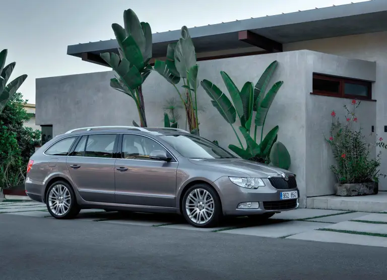 Skoda Superb Wagon - 6