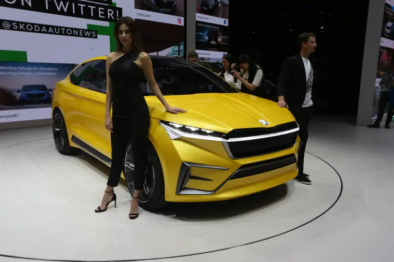 Skoda Vision iV Concept - Foto live Salone di Ginevra 2019 - 8