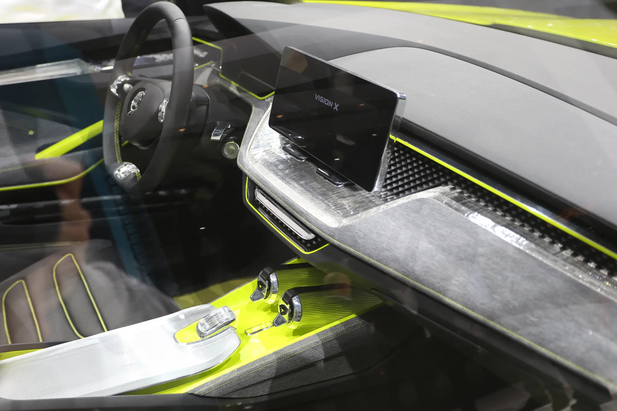 Skoda Vision X Concept (foto live) - Salone di Ginevra 2018 - 6