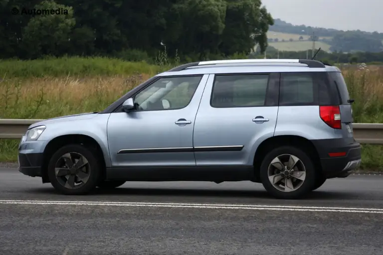 Skoda Yeti 2014 - Foto spia 15-07-2013 - 3