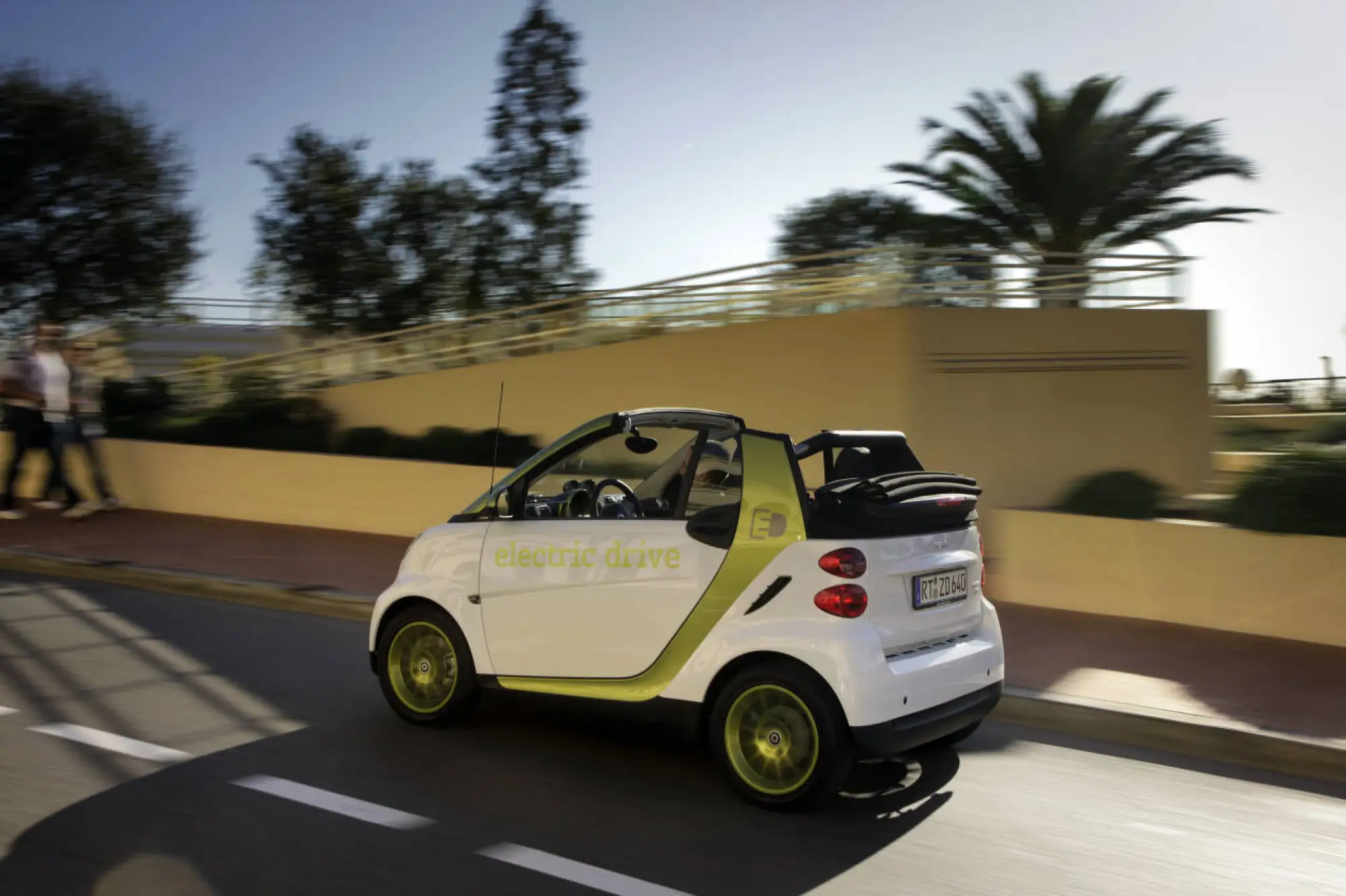 Smart Electric Drive & Mercedes Classe B Fuel Cell - 36