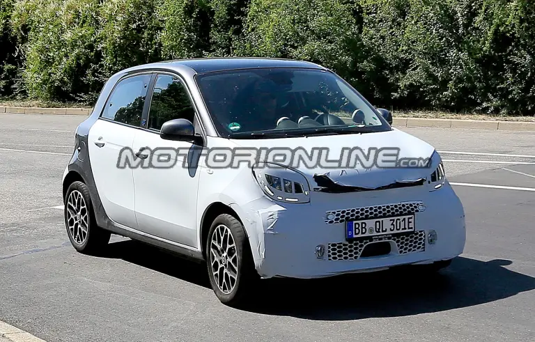 Smart EQ ForFour - Foto spia 30-07-2019 - 6