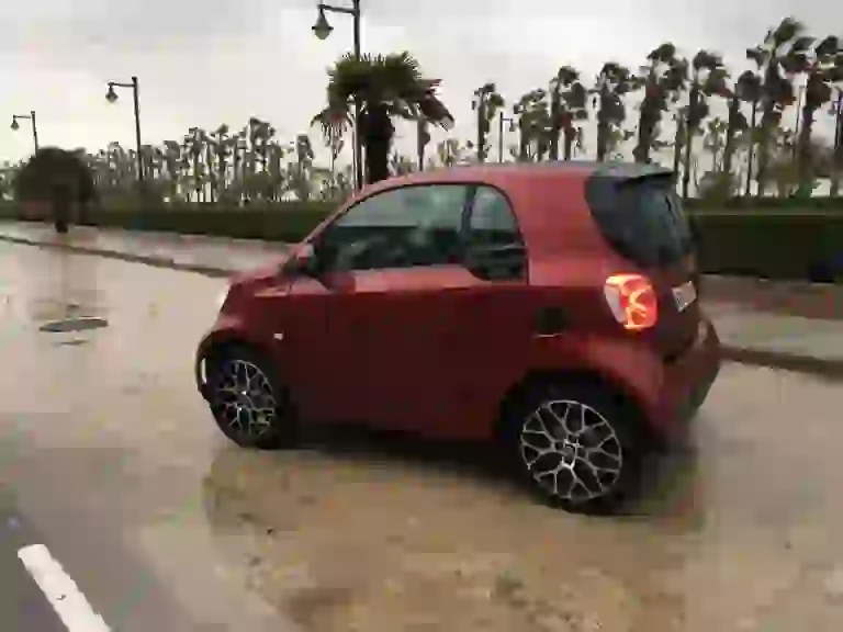 Smart EQ fortwo 2020 - Prova in anteprima Valencia - 3