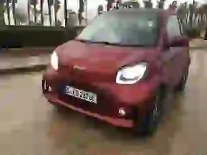 Smart EQ fortwo 2020 - Prova in anteprima Valencia - 18