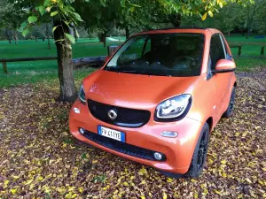 Smart EQ fortwo cabrio 2019 - Prova su strada - 3