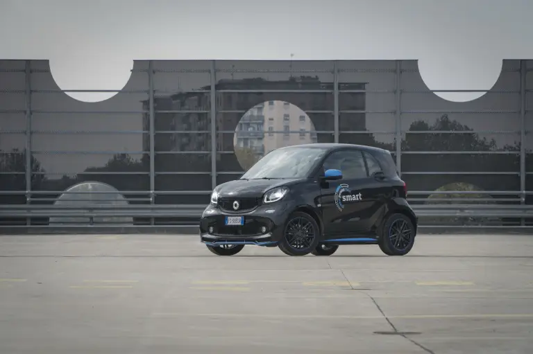 Smart EQ Fortwo - prova su strada 2018 - 14