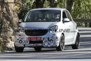 Smart ForFour Brabus - Foto spia 24-07-2015