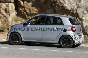 Smart ForFour Brabus - Foto spia 24-07-2015