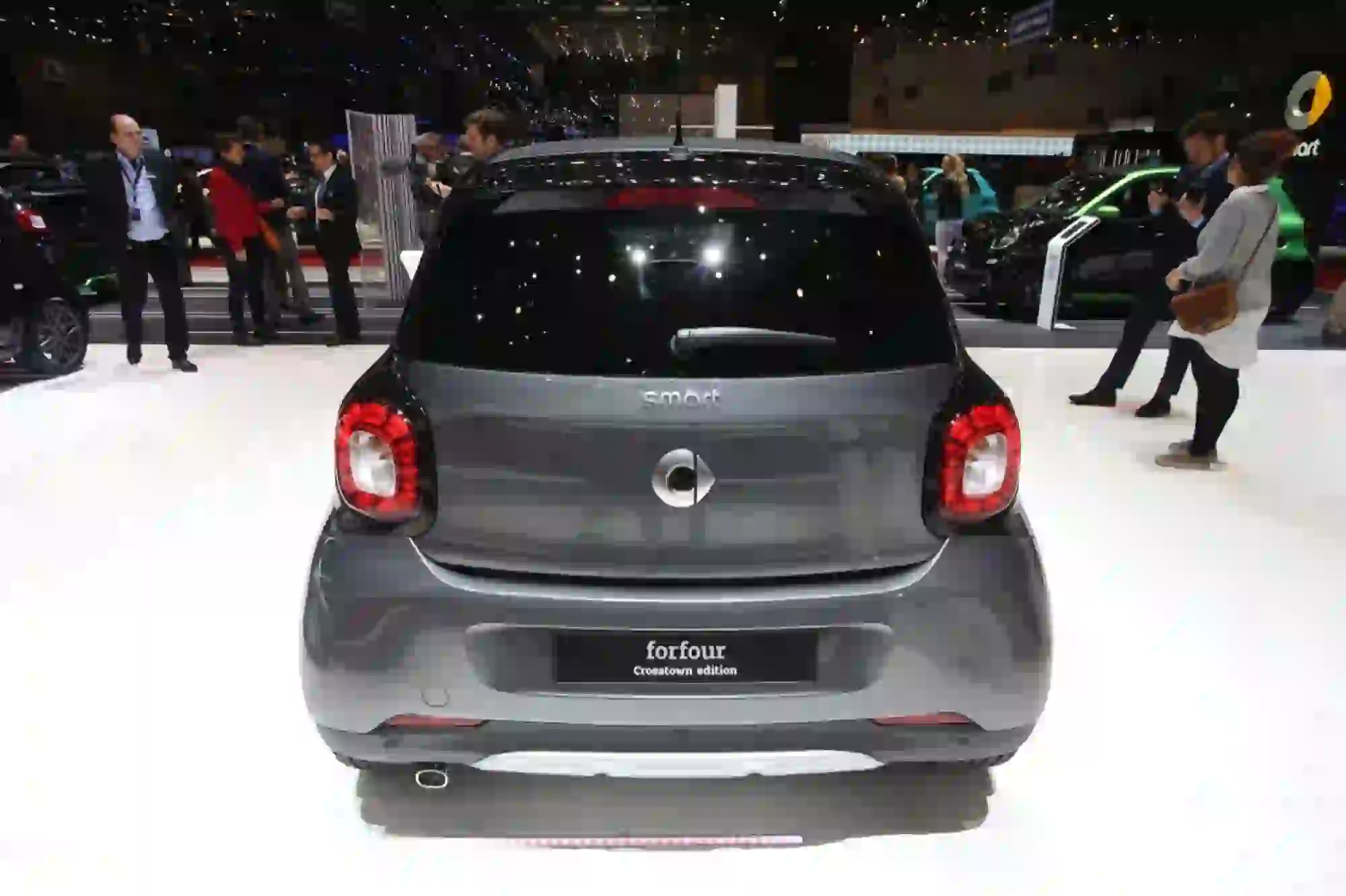 Smart ForFour CrossTown Foto Live - Salone di Ginevra 2017 - 3