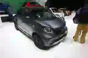 Smart ForFour CrossTown Foto Live - Salone di Ginevra 2017 - 6