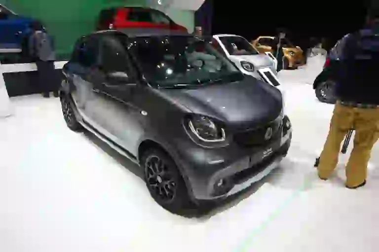 Smart ForFour CrossTown Foto Live - Salone di Ginevra 2017 - 6