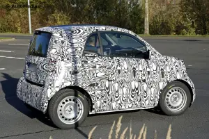 Smart ForTwo 2014 - Foto spia 01-11-2013