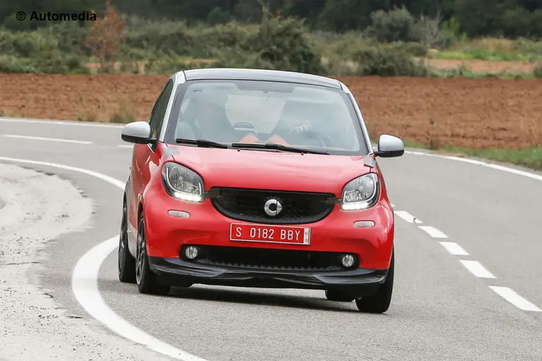 Smart ForTwo Brabus 2015 - Foto spia 08-12-2014 - 1