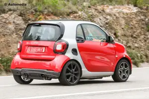 Smart ForTwo Brabus 2015 - Foto spia 08-12-2014