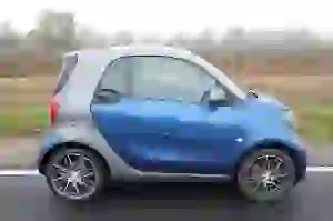 Smart ForTwo Brabus: prova su strada - 16